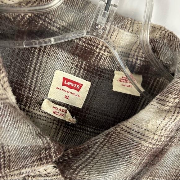 💕 Levi's Casual Button Down Shirt Brown and Cream XL - Picture 5 of 12
